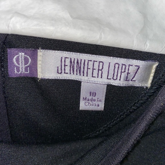 Professional dress - Picture 3 of 3